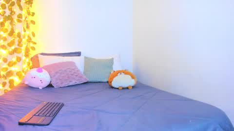 emilly online show from 02/10/25, 08:09