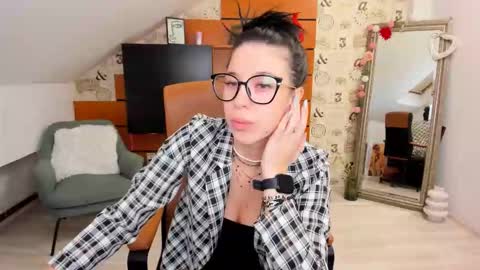 EmillyTaylor online show from 09/15/25, 02:44