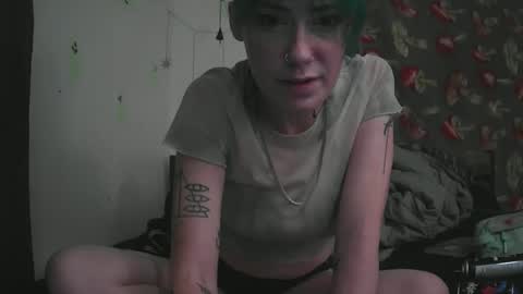 Emily Love online show from 11/30/25, 01:42