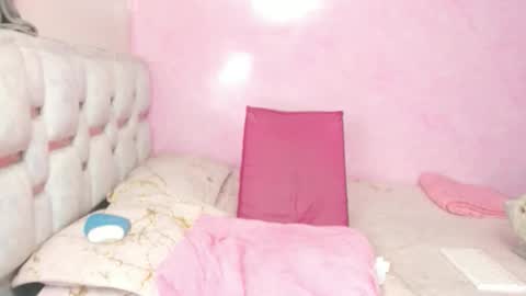 Dayana online show from 12/15/25, 12:37