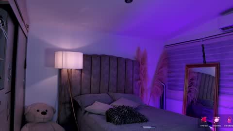  emily valentina     online show from 02/17/26, 01:24