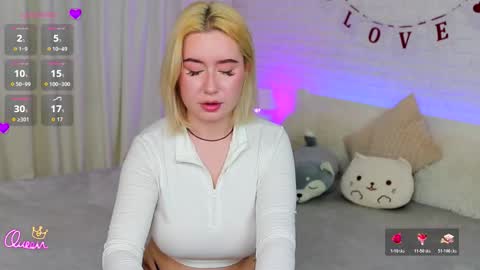 Snapshot of emily__bliss chatting on 02/16/26, 02:46 Emily Bliss online show from 02/16/26, 02:46