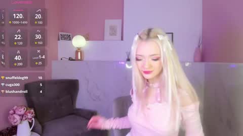 Snapshot of emily_air chatting on 02/09/25, 04:25 Emily online show from 02/09/25, 04:25