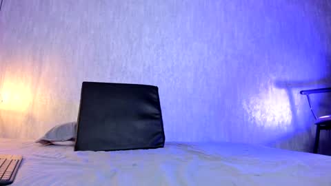 Snapshot of emily_ariaszc chatting on 12/05/24, 02:55 Emily online show from 12/05/24, 02:55