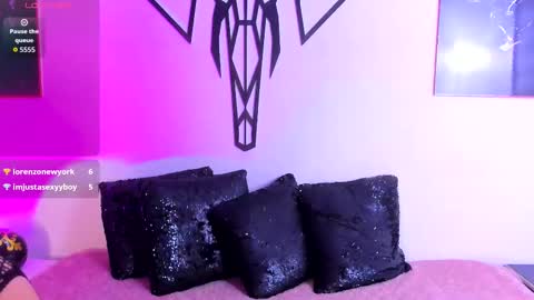 Snapshot of emily_as_ chatting on 02/20/26, 01:57 emily_as_ online show from 02/20/26, 01:57