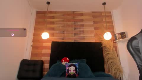 Snapshot of emily_brown04 chatting on 10/07/25, 11:29 emily_brown04 online show from 10/07/25, 11:29