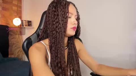 Snapshot of emily_brown04 chatting on 10/09/25, 11:19 emily_brown04 online show from 10/09/25, 11:19