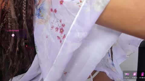 Snapshot of emily_brown04 chatting on 10/21/25, 12:17 emily_brown04 online show from 10/21/25, 12:17