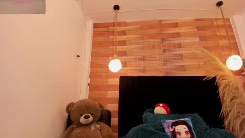 Snapshot of emily_brown04 chatting on 11/02/25, 01:24 emily_brown04 online show from 11/02/25, 01:24