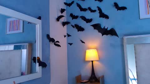 Snapshot of emily_castillo1_ chatting on 11/07/25, 03:17 emily_castillo1_ online show from 11/07/25, 03:17