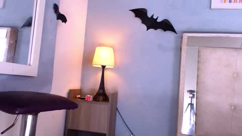 Snapshot of emily_castillo1_ chatting on 11/26/25, 03:29 emily_castillo1_ online show from 11/26/25, 03:29