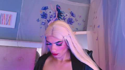 emily_castillo1_ online show from 04/07/26, 04:57
