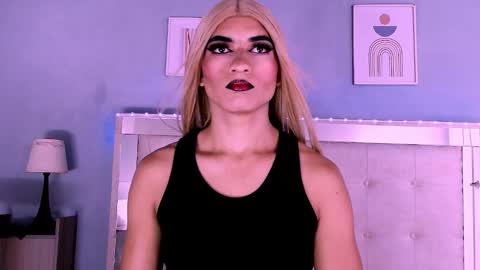 emily_castillo_1 online show from 09/30/25, 04:28