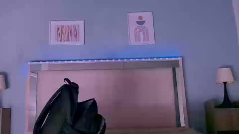 emily_castillo_1 online show from 10/01/25, 04:18