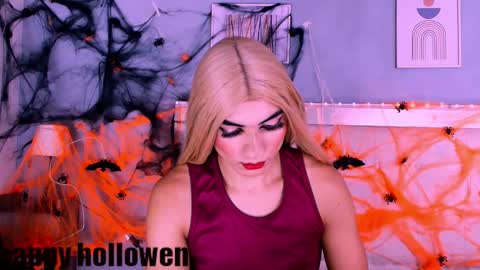 emily_castillo_1 online show from 10/09/25, 05:27