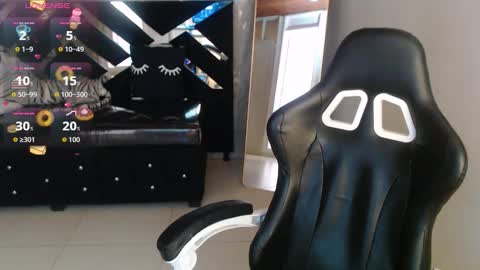 emily_cooper_t online show from 03/05/26, 08:05