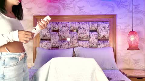 emily_dempsey online show from 04/09/26, 07:19