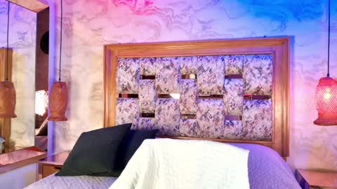 emily_dempsey online show from 04/10/26, 07:07