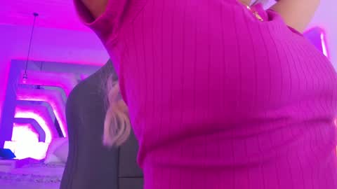 Emily online show from 03/11/25, 10:40