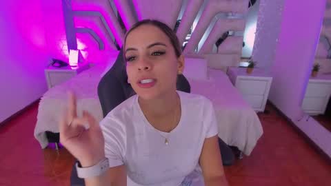 Emily online show from 09/16/25, 11:11