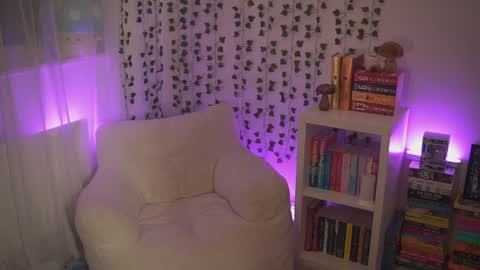 Em -  online show from 12/10/24, 09:00