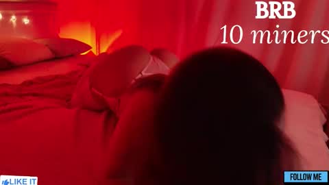 EMILY online show from 11/05/25, 02:22