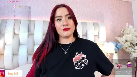 Snapshot of emily_hill___ chatting on 03/06/25, 12:10 EMILY Monday 5-2 am From Tuesday to Friday5-1 am Colombia time online show from 03/06/25, 12:10