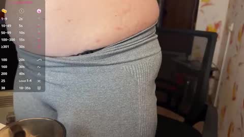 Snapshot of emily_is_here chatting on 01/11/25, 12:07 Emily online show from 01/11/25, 12:07