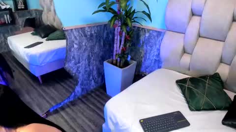 Snapshot of emily_jones3 chatting on 03/05/25, 12:22 Emily online show from 03/05/25, 12:22