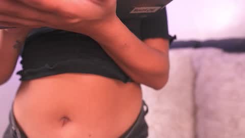 mily online show from 04/23/26, 05:04