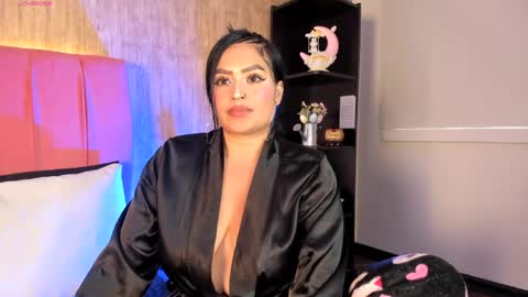 Emily  online show from 04/18/26, 07:58
