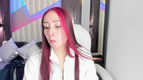 Emily online show from 11/08/25, 03:01