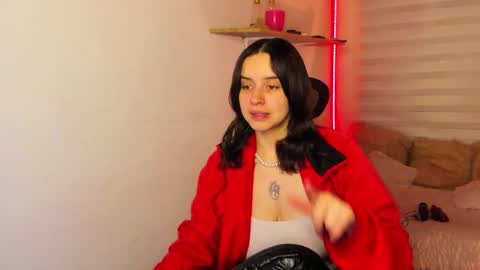 emily_lindey online show from 11/11/25, 03:17