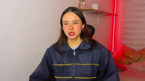 emily_lindey online show from 11/23/25, 03:17