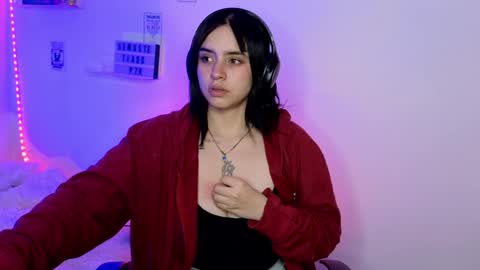 Emily Lindey online show from 04/01/26, 06:14