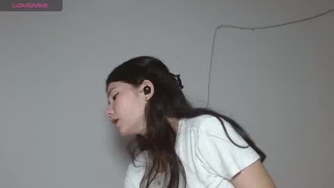 Snapshot of emily_littesweet chatting on 05/24/26, 02:38 Emily littesweets online show from 05/24/26, 02:38