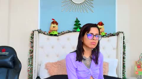 Emily online show from 12/02/25, 11:34