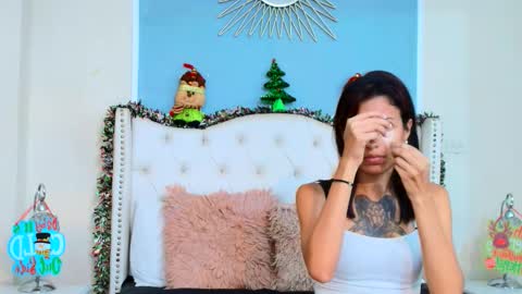 Emily online show from 12/03/25, 06:28