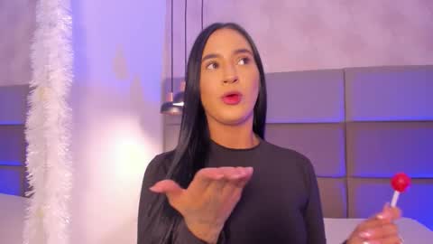 emily_luve online show from 12/19/25, 07:10