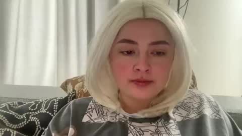 emily_morning_dew online show from 02/17/26, 09:28