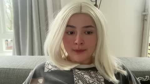 emily_morning_dew online show from 02/24/26, 10:02