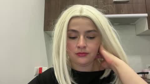 emily_morning_dew online show from 04/13/26, 11:27