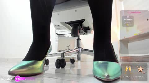 emili online show from 11/20/25, 09:53