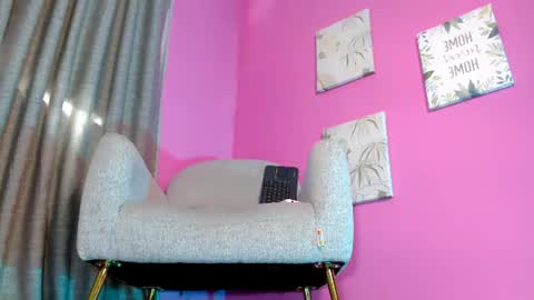 Emily online show from 06/20/26, 06:22