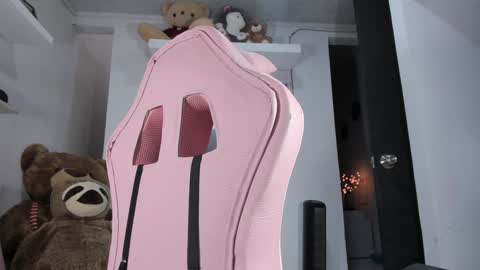 emily_palmeer online show from 12/30/24, 11:37