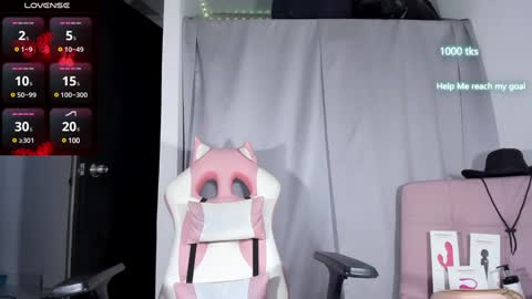 emily_palmeer online show from 01/28/25, 09:19