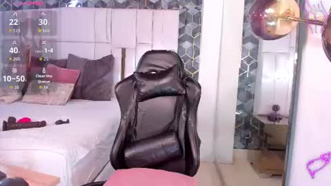 Emily online show from 06/24/26, 07:46