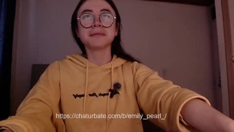 emily_pearl_ online show from 02/04/25, 08:59