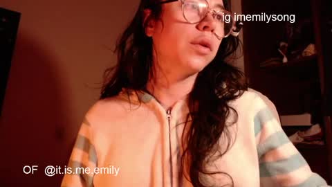 emily_pearl_ online show from 04/02/26, 09:29