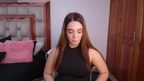 Snapshot of emily_poarch chatting on 05/10/26, 06:46 emily online show from 05/10/26, 06:46